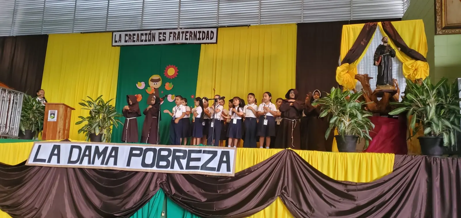 Celebración San Francisco en Educación Inicial y Parvularia